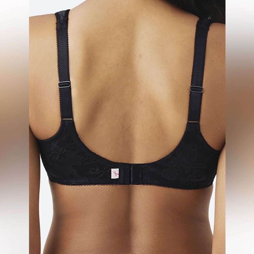 EUC SIZE 34DDD BLACK WACOAL BREAST CANCER AWARENESS BRA